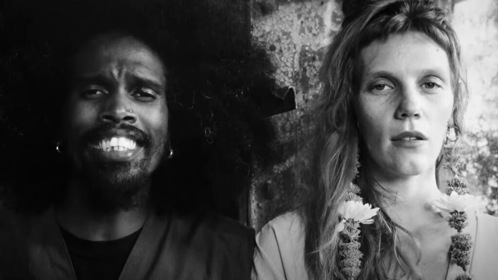 Jonathan Itéma e Marie Lanfroy, vocalistas da banda Saodaj’.