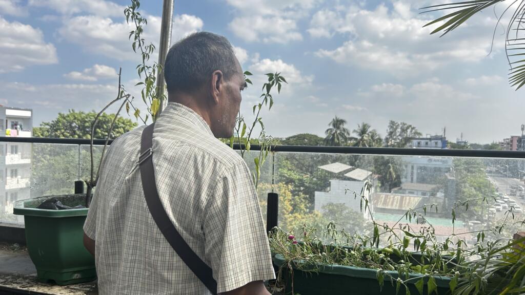 «Les armes sont dans leurs mains»: en Birmanie, le deuil et l'impuissance d'un père face à la répression