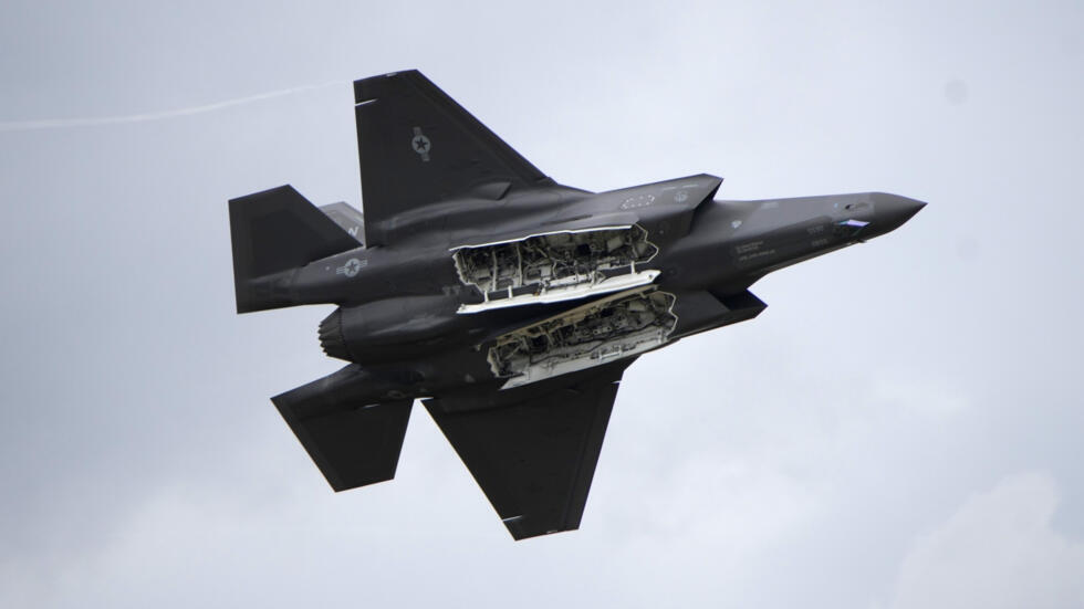 F-35 fighter jet performs a demonstration flight during the Paris Air Show in Le Bourget, north of Paris, France, Tuesday, June 20, 2023. (AP Photo/Lewis Joly)