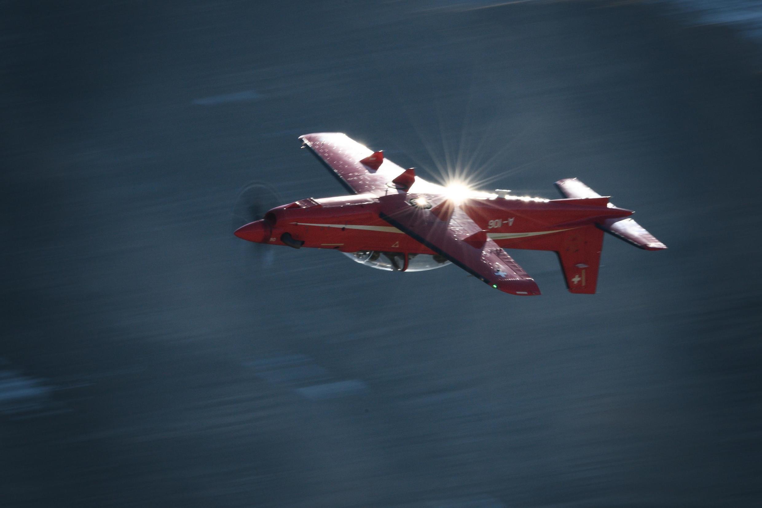 Pilatus Pc 21 Patrouille De France France: le défilé aérien offre de grandes premières pour le 14-Juillet