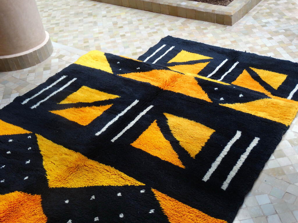 Manssa Rug Black
