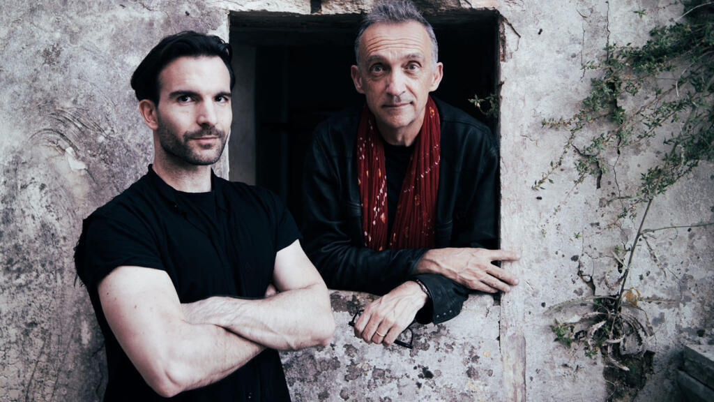Justin Adams et Mauro Durante.