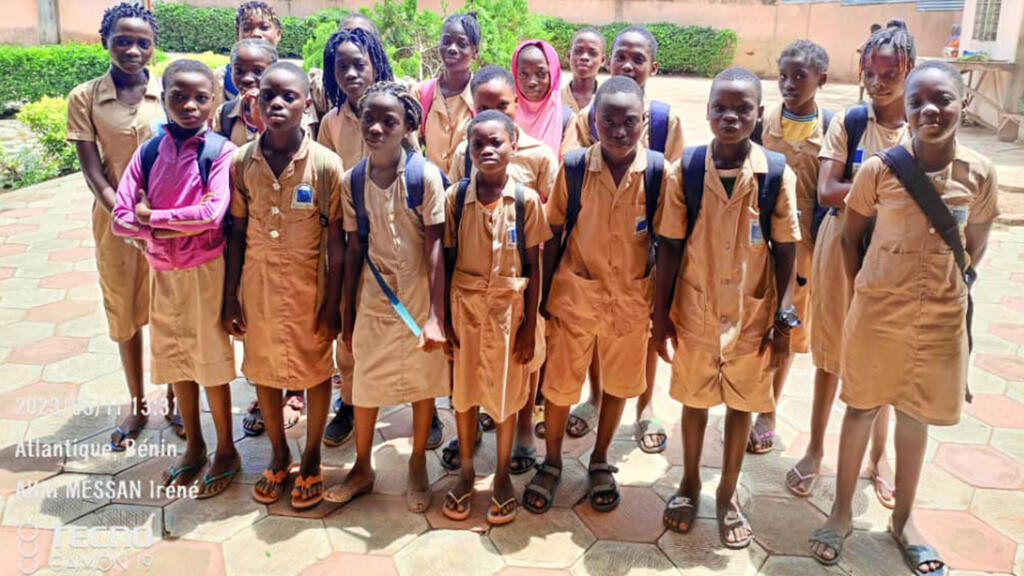 La classe de 6éme du Cs Dyanath Ahouéfa de Hêvié.
