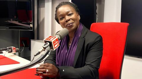Fatou Diome en studio à RFI (août 2025). 