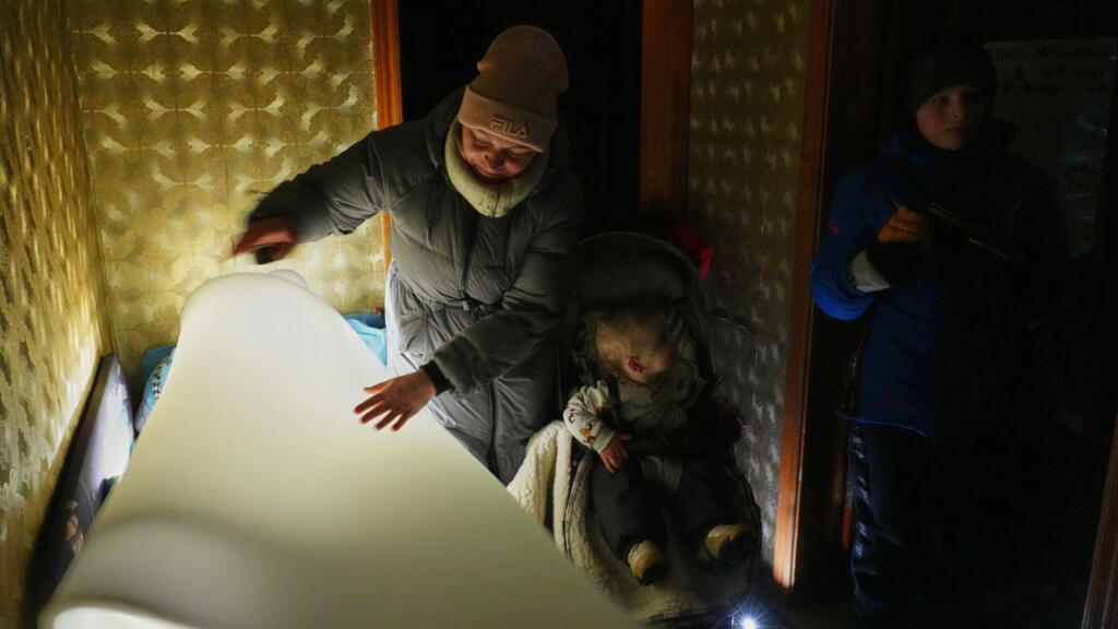 Rusia lanza ataques masivos contra Ucrania bajo un frío extremo y ante nuevas negociaciones