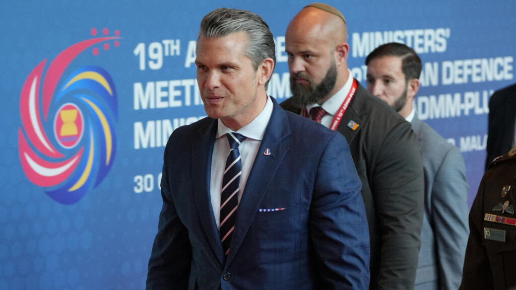 赫格赛斯促东盟强化海上防卫 应对中国在南海“破坏稳定”行动