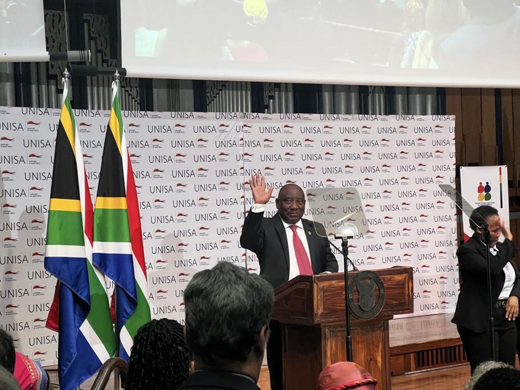 IMG_8273 / lors de l'ouverture de la convention sur le dialogue national