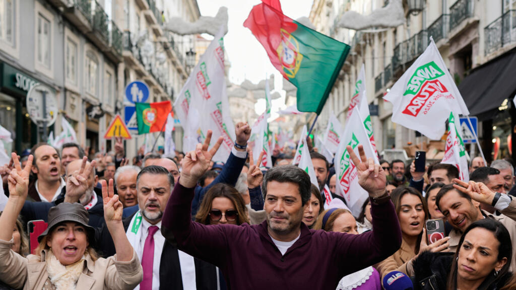 Présidentielle au Portugal : les affiches du parti d'extrême droite Chega divisent l'opinion à la veille du scrutin