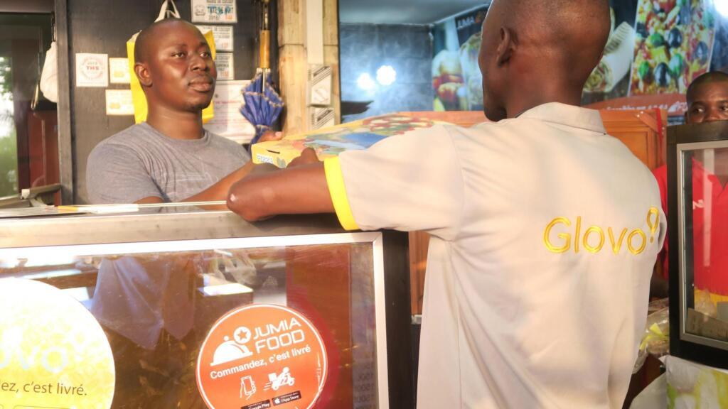 Comme une centaine d'autres établissements d'Abidjan, le Talaat travaille avec plusieurs plateformes d'achat en ligne.