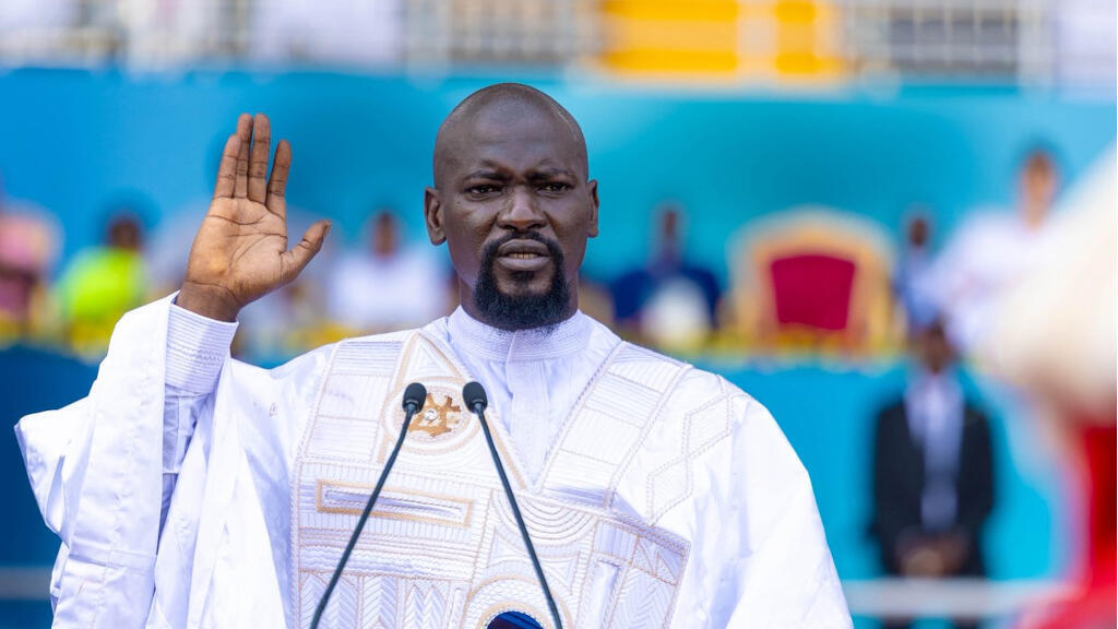 Guinée: investiture à la présidence de Mamadi Doumbouya
