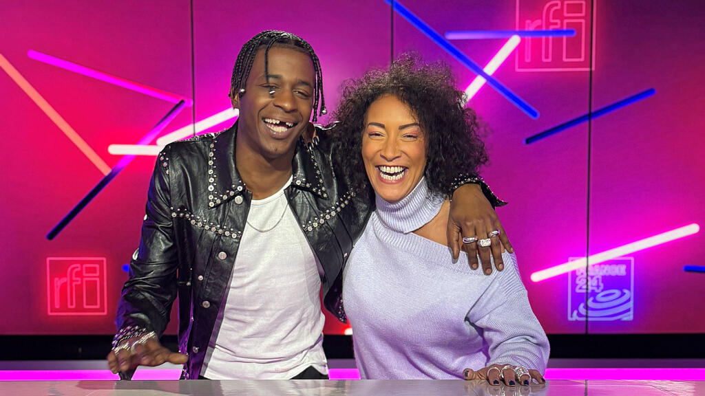 Yamê aux côtés de Juliette Fievet dans Légendes urbaines.