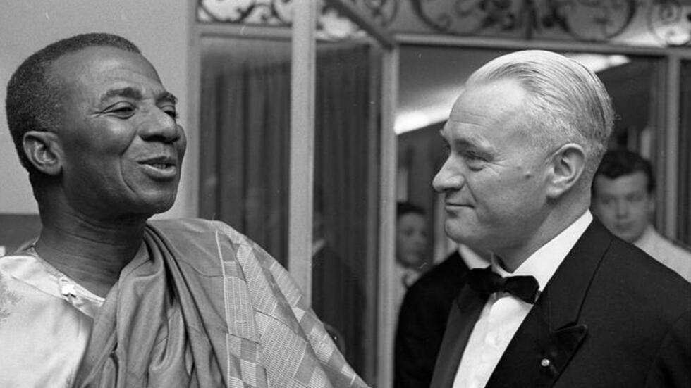 Portrait de Sylvanus Olympio (1/8) Archives d'Afrique