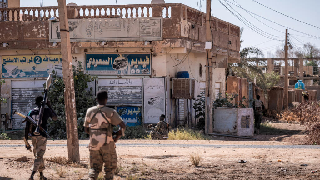 Guerre au Soudan: des attaques de drones ont visé trois sites de la région de la capitale