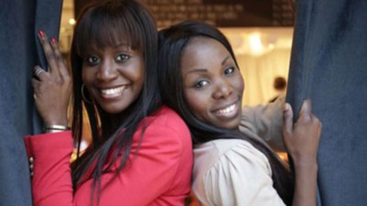 2. Espérance Miezi et Félicité Kindoki Vous m'en direz des nouvelles