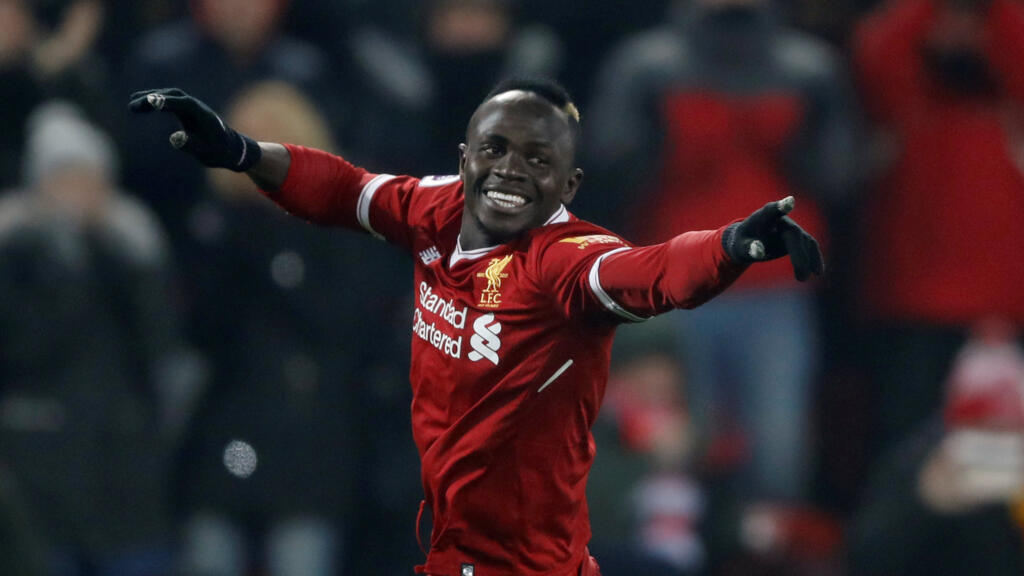 Sadio Mané, la star de Liverpool, Ballon d'or africain, a débuté sa formation à Génération Foot avant de s'envoler pour l'Europe. (Photo: l'international sénégalais Sadio Mané, sous les couleurs de Liverpool, après son but face à Newcastle United, en mars 2018).