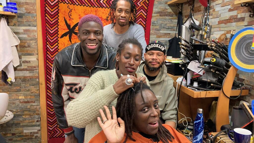 Dans le salon de Djeneyba