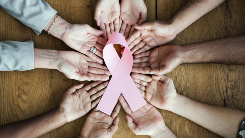 Plus de 2,2 millions de cas de cancer du sein ont été recensés en 2020 (OMS).