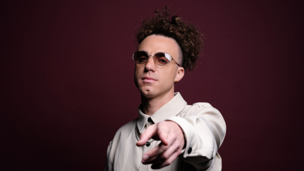 Le chanteur et musicien français Blaiz Fayah.