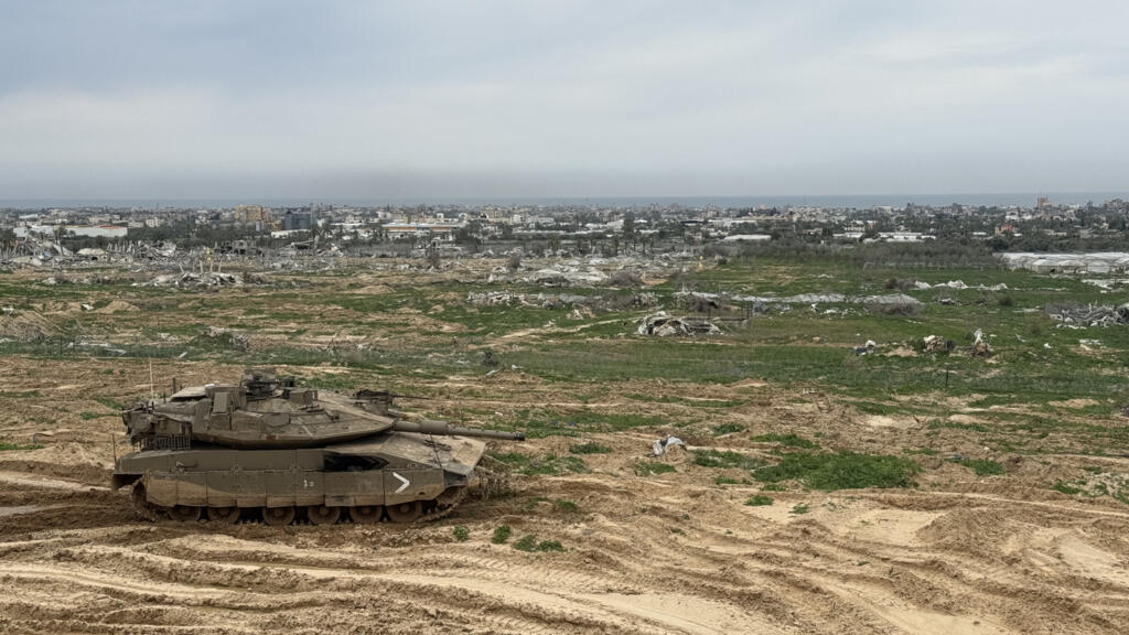 Bande de Gaza: une journée avec l’armée israélienne qui poursuit ses opérations parmi les ruines