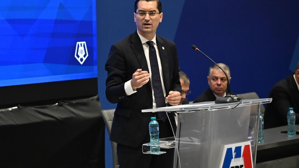 Președintele FRF, Răzvan Burleanu, la Adunarea generală a federației, București, 10 iunie 2025