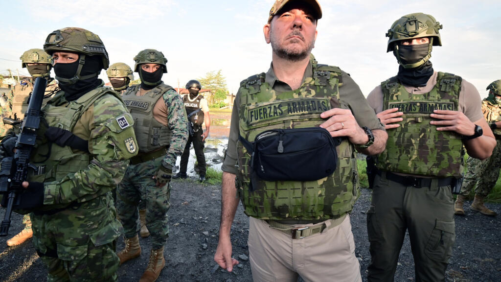 Ecuador: “Operación Tormenta de fuego” contra la minería ilegal en el sur del país