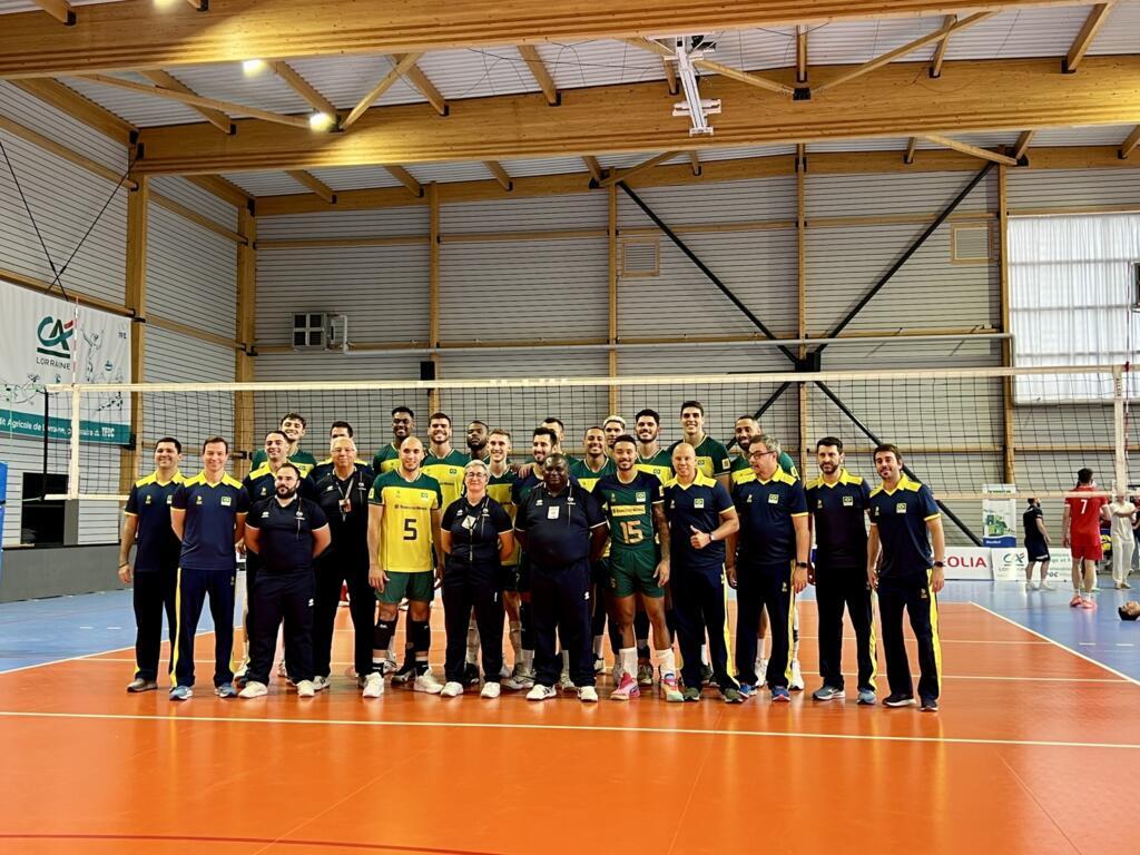 Seleção B do voleibol masculino brasileiro venceu amistoso contra a seleção B da França, em Thionville na sexta-feira, 5 de julho de 2024.