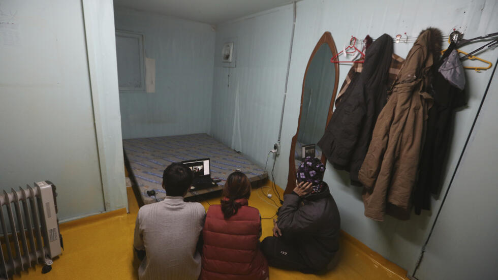 រូបភាពពលករខ្មែរទៅធ្វើការនៅកូរ៉េ