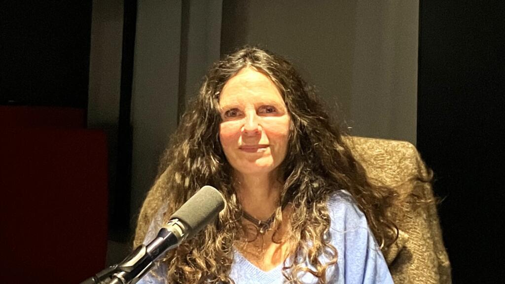 « Mon père, cet assassin »: Catherine Girard lève le voile sur la violence familiale