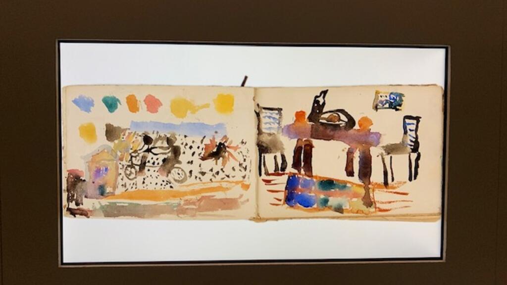 Caderno de desenho de Pablo Picasso para a filha Maya, parte da exposição Doação de Maya Ruiz-Picasso, no Museu Picasso em Paris.