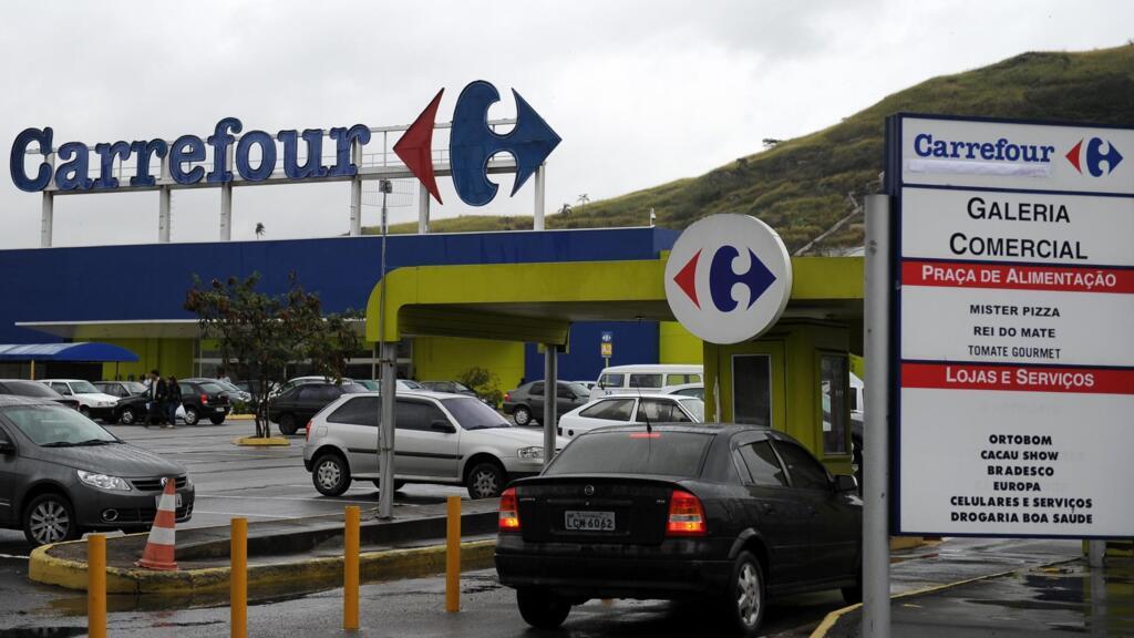 L'enseigne de distribution Carrefour à Rio de Janeiro au Brésil. (Image d'illustration)