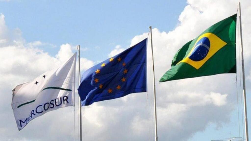"A omissão do Brasil como líder da integração regional, a postura descuidada do governo brasileiro, acabou abrindo caminho para iniciativas desagregadoras", explica Luciano Wexell Severo, professor da Universidade Federal da Integração Latino-Americana.