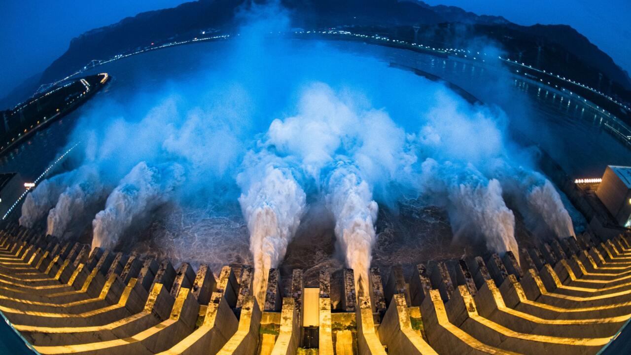 三峽大壩不怕原子彈轟炸 越泡越結實 你信不信