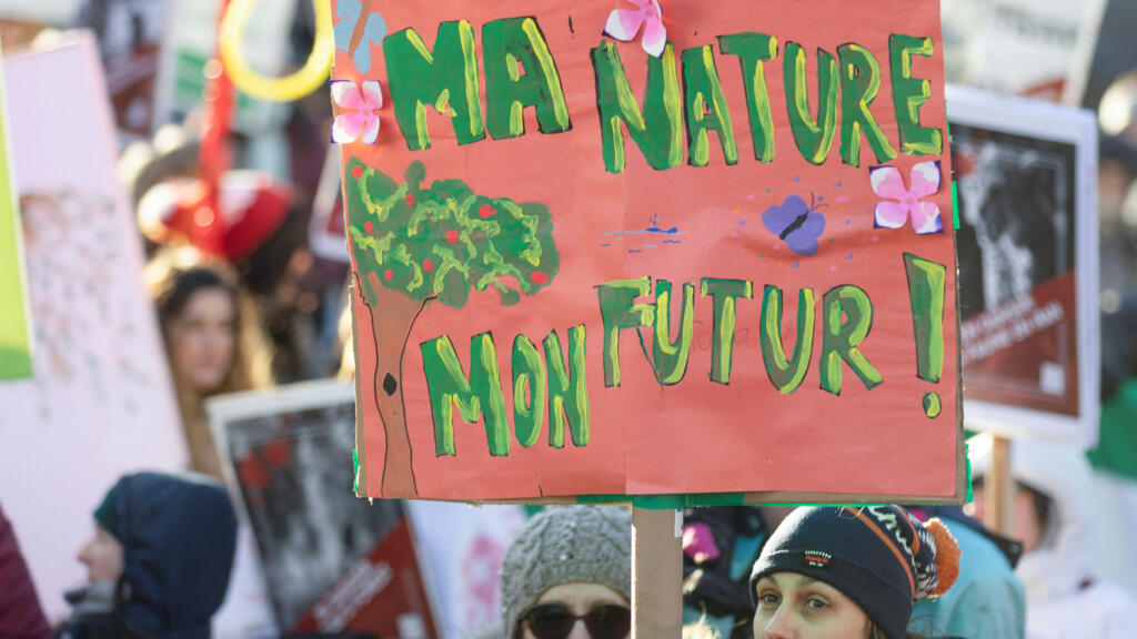 COP15: &agrave; Montr&eacute;al, les manifestants r&eacute;clament des &laquo;actions&raquo; pour la biodiversit&eacute;