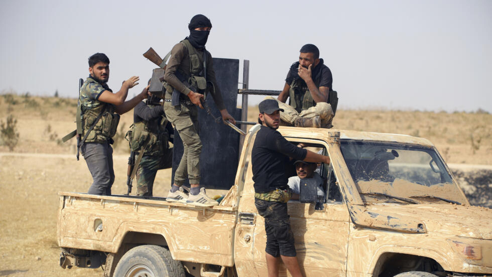 Kundi linalounga mkono Uturuki katika eneo la Manbij mwaka wa 2019.