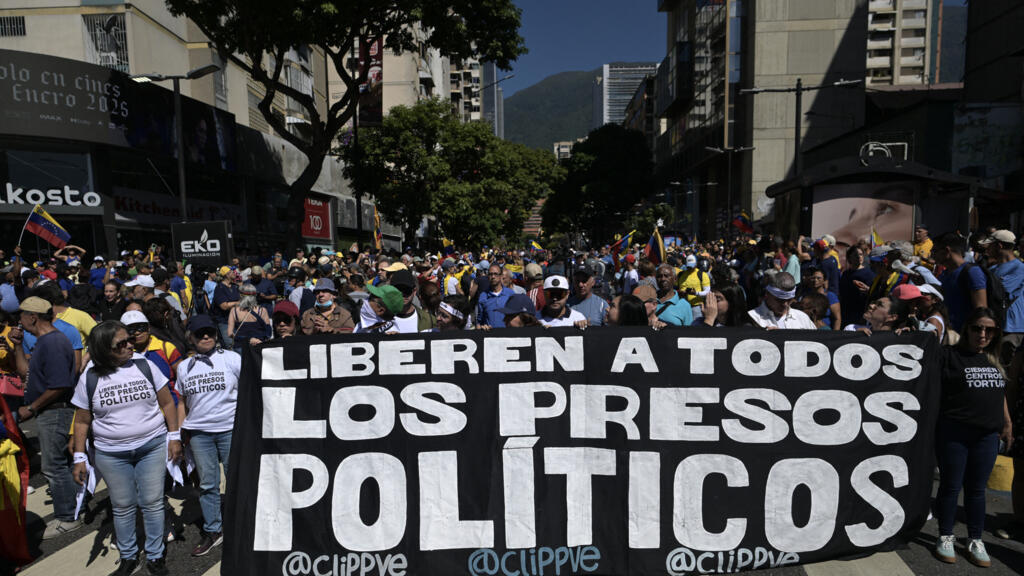 El régimen venezolano libera a 99 presos políticos detenidos tras las elecciones presidenciales