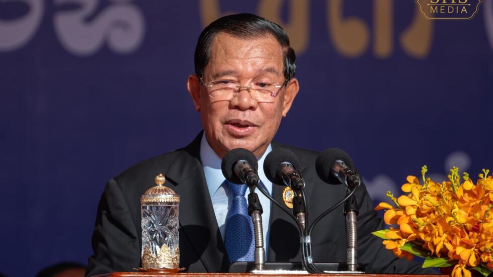 លោកហ៊ុន សែន ប្រធានគណបក្សប្រជាជនកម្ពុជា