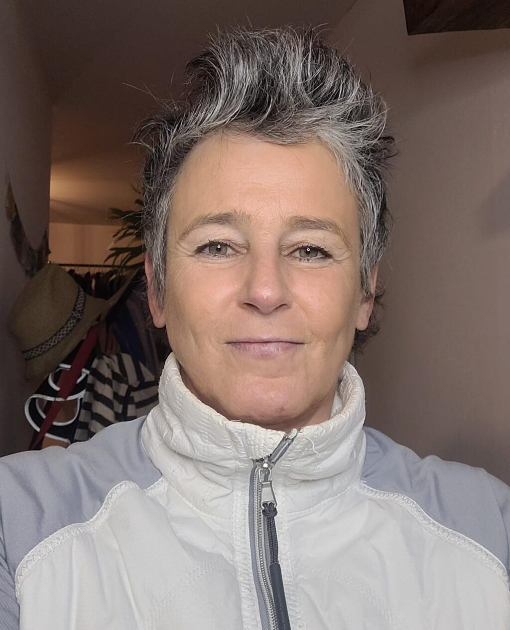 A jornalista, comentarista esportiva e escritora Milly Lacombe.