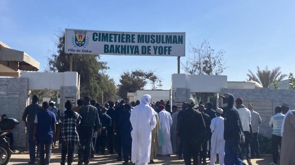 Sénégal: une foule pour rendre un dernier hommage à la célèbre actrice Halima Gadji