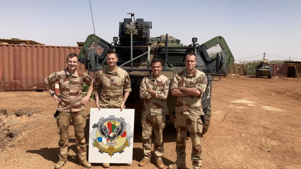Le capitaine Pierre et ses hommes du sous groupement logistique n°2 (SGL 2) du Groupement tactique désert logistique (GTD LOG). Ils ont conduit des opérations de ravitaillement au profit de la Force Barkhane depuis la base militaire de Gao vers celle de Tombouctou.
