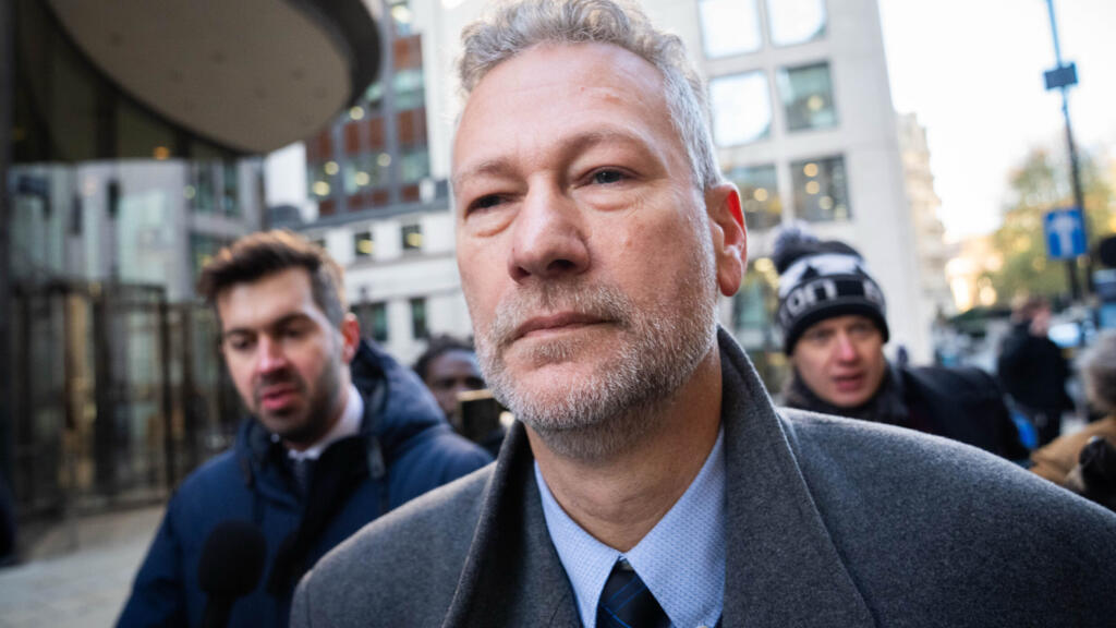 Royaume-Uni: Nathan Gill, ex-eurodéputé pro-Brexit, condamné à plus de 10 ans de prison pour corruption