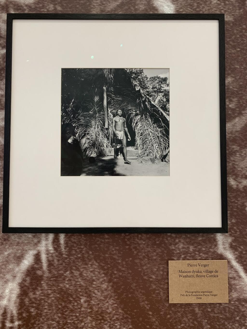 Foto de Pierre Verger, que visitou o povo dyuka do Suriname em 1934, acompanhando jornalistas. Na época, o mítico fotógrafo já vivia na Bahia, onde morreu em 1996.