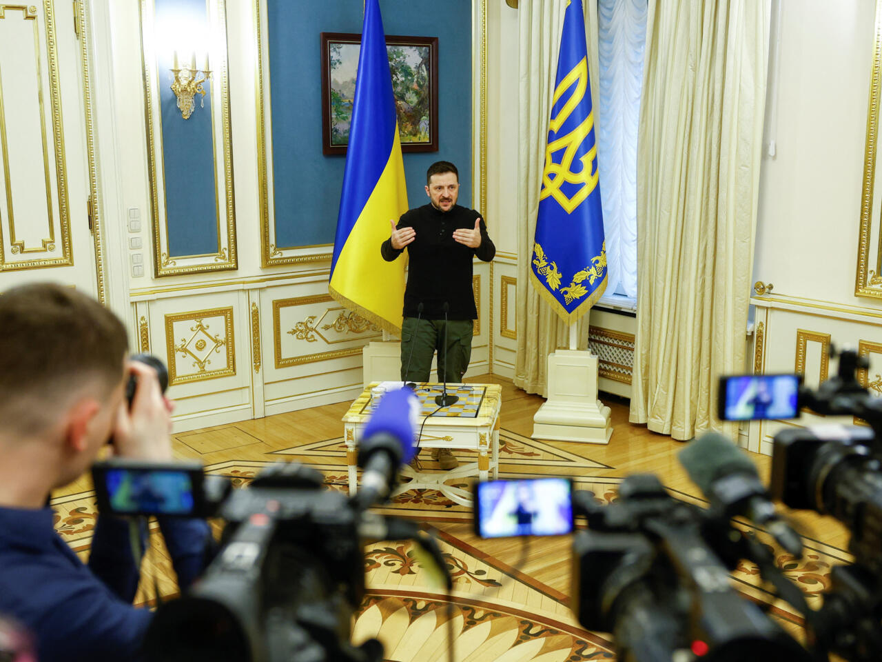 Qollarsiz kamming porno video