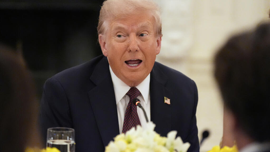 Le président Donald Trump s'exprime lors d'un dîner dans la salle à manger d'apparat de la Maison Blanche, le jeudi 4 septembre 2025, à Washington.