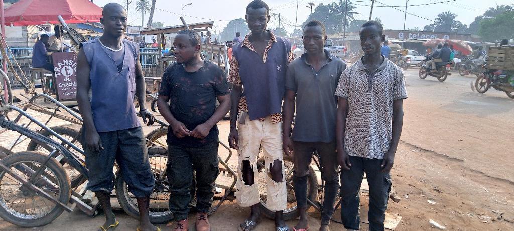 Des membres du Regroupement des transporteurs de Centrafrique à Bangui.