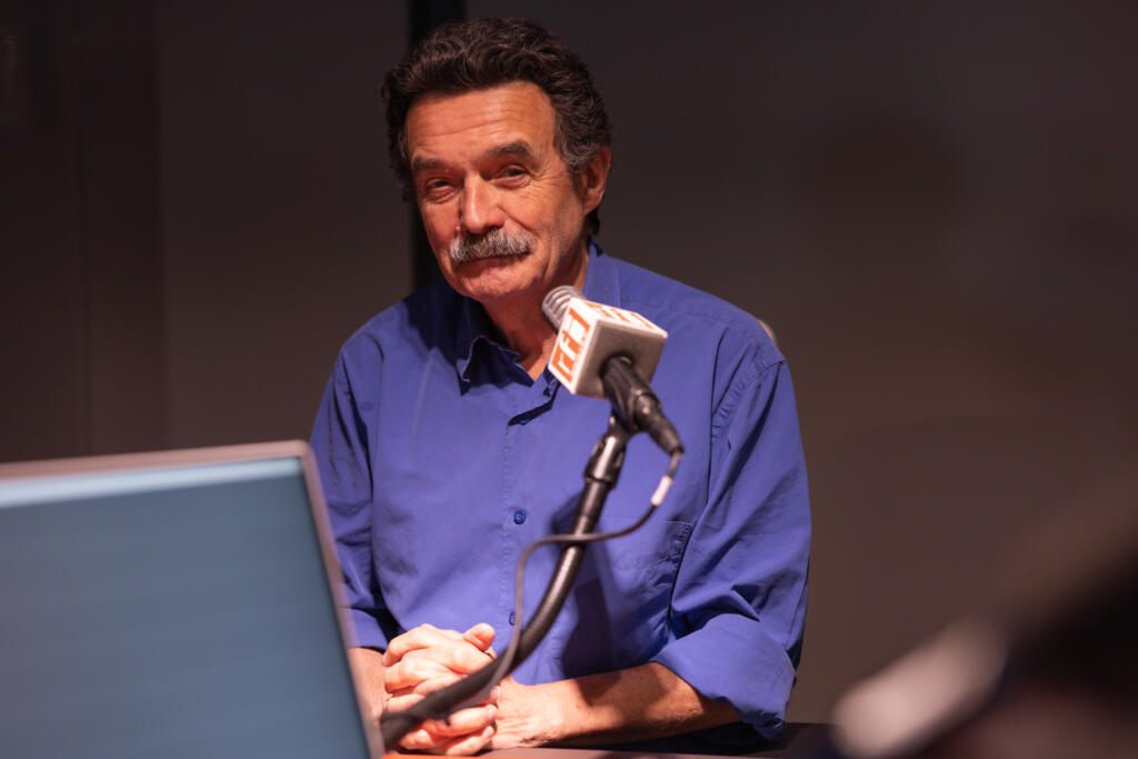 Edwy Plenel, le mardi 12 mars 2024, dans les studios de RFI.