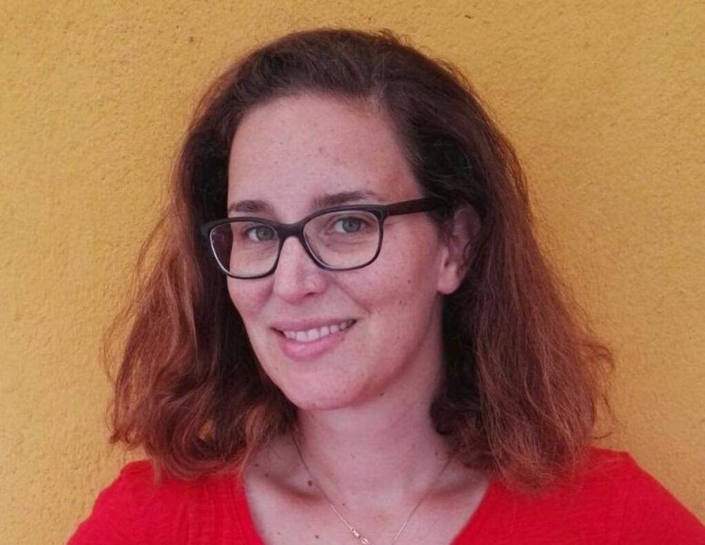 A pesquisadora Nathalie LIdgi-Guigui, especialista em nanomateriais, conseguiu escapar mais de dois anos do vírus