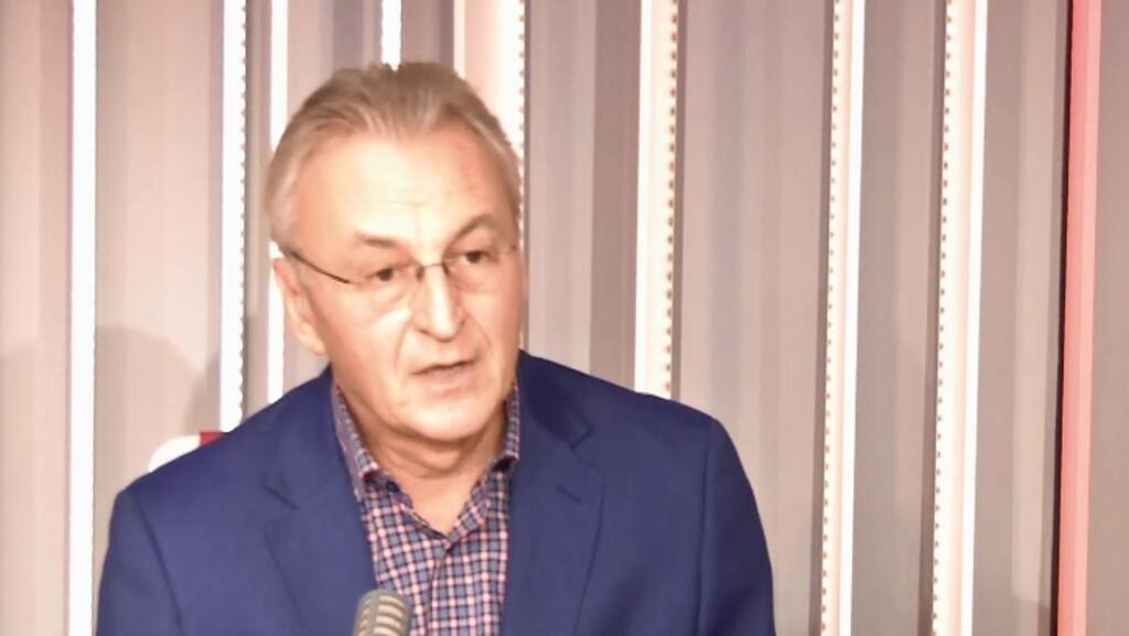 Psicanalista Leandro de Lajonquière, professor da Universidade Paris 8
