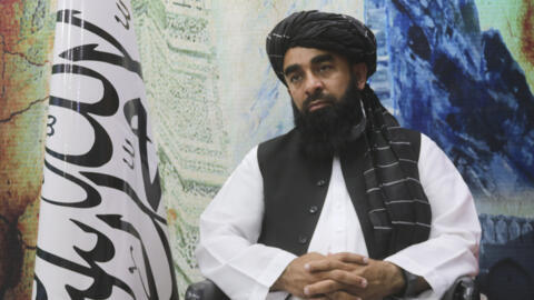  ذبیح الله مجاهد، سخنگوی طالبان.