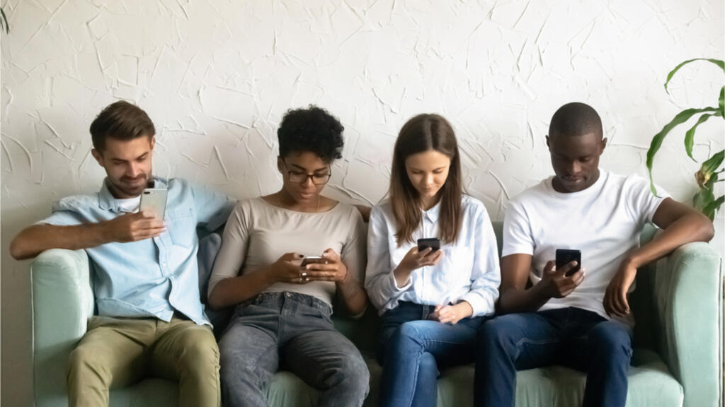 Que se passe-t-il sur les réseaux sociaux des ados ?