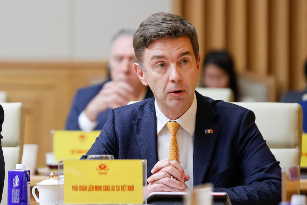 Đại sứ Liên Hiệp Châu Âu Julien Guerrier, trong buổi họp với chính phủ Việt Nam, Hà Nội, ngày 02/03/2025.